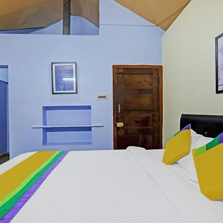 Hotel Allaranda Homestay Madikeri Esterno foto