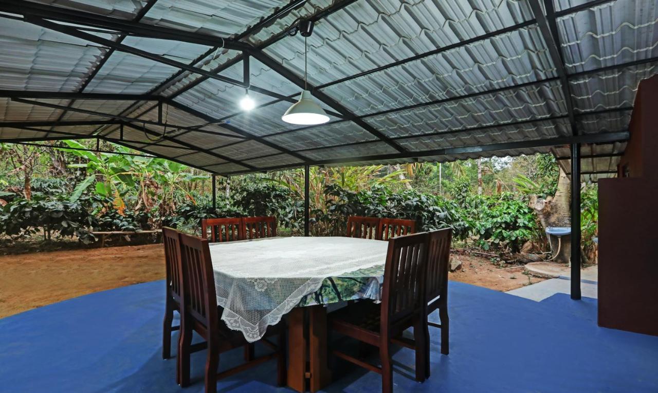Hotel Allaranda Homestay Madikeri Esterno foto